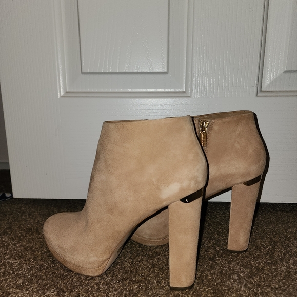 Michael Kors boots - Picture 2 of 6